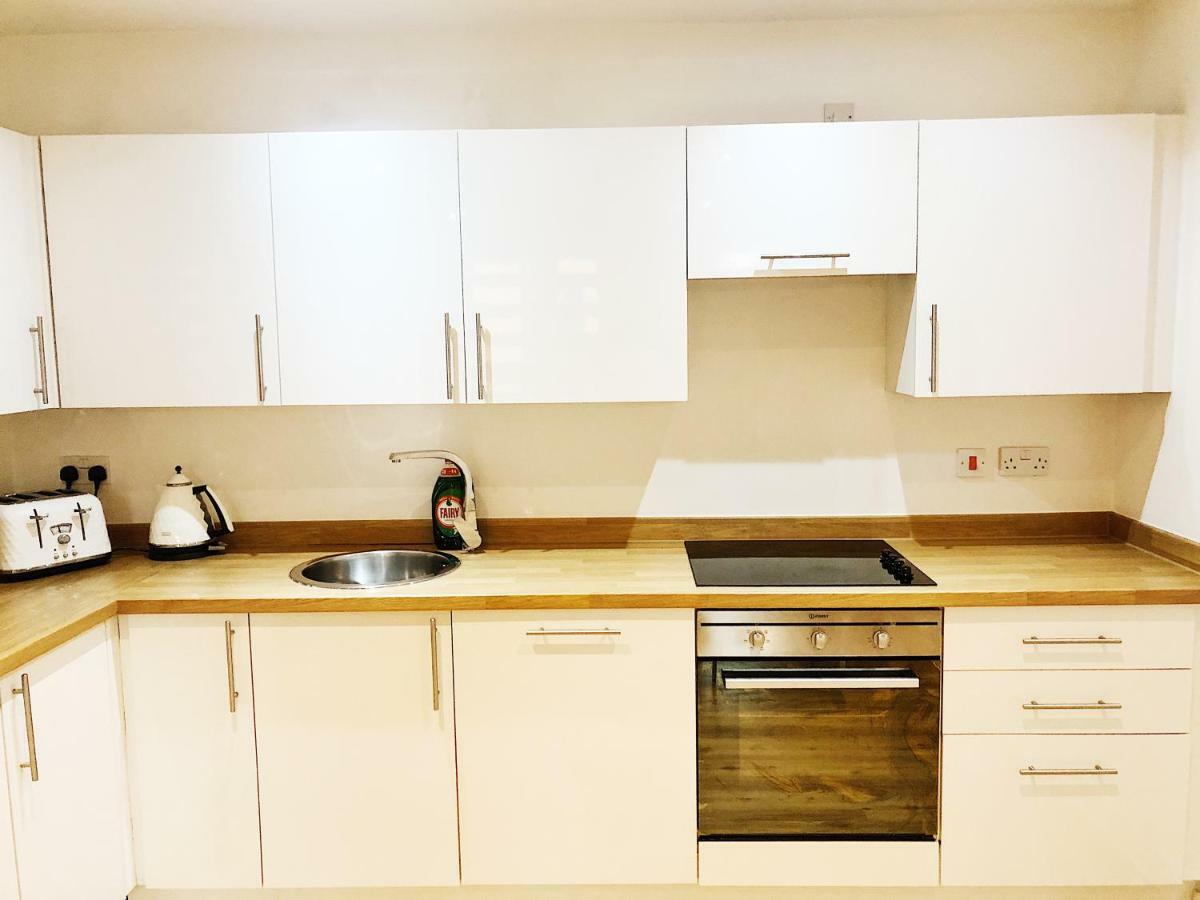 Ekhaya Three Apartment Manchester Luaran gambar