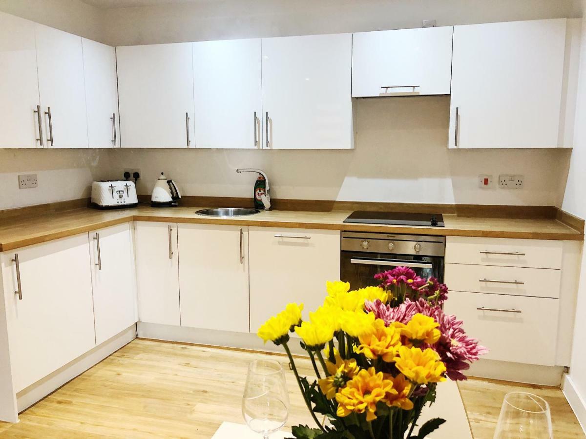 Ekhaya Three Apartment Manchester Luaran gambar