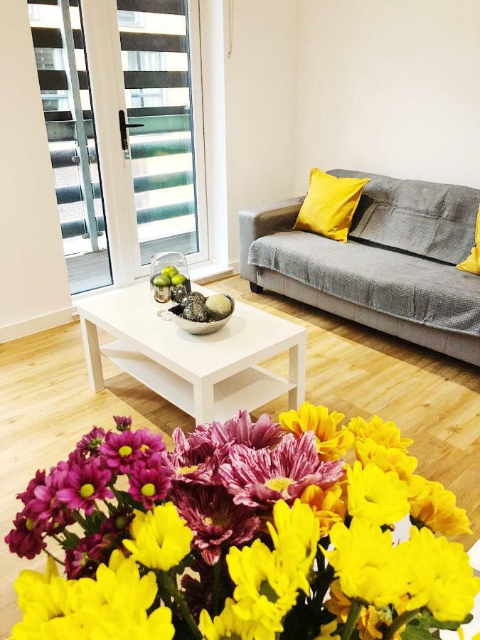 Ekhaya Three Apartment Manchester Luaran gambar